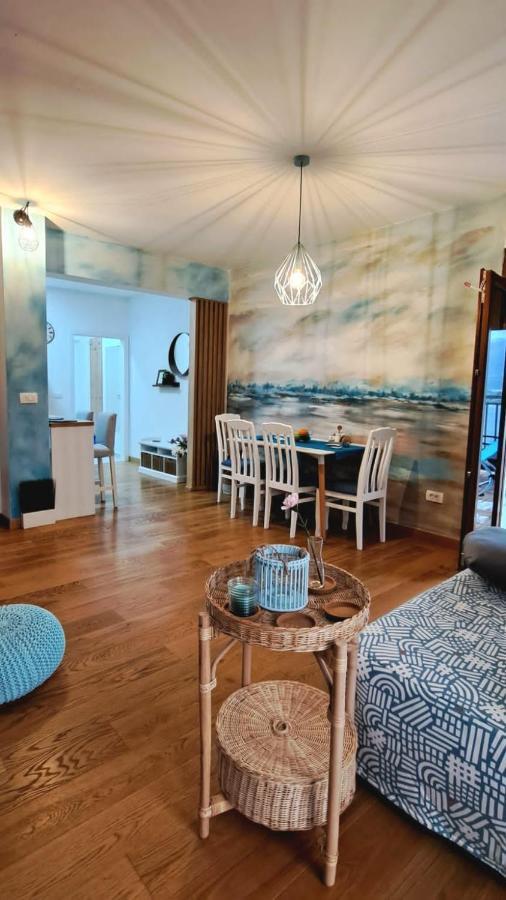 Emerald With Pool, Private And Private Sea View Terrace Apartman
